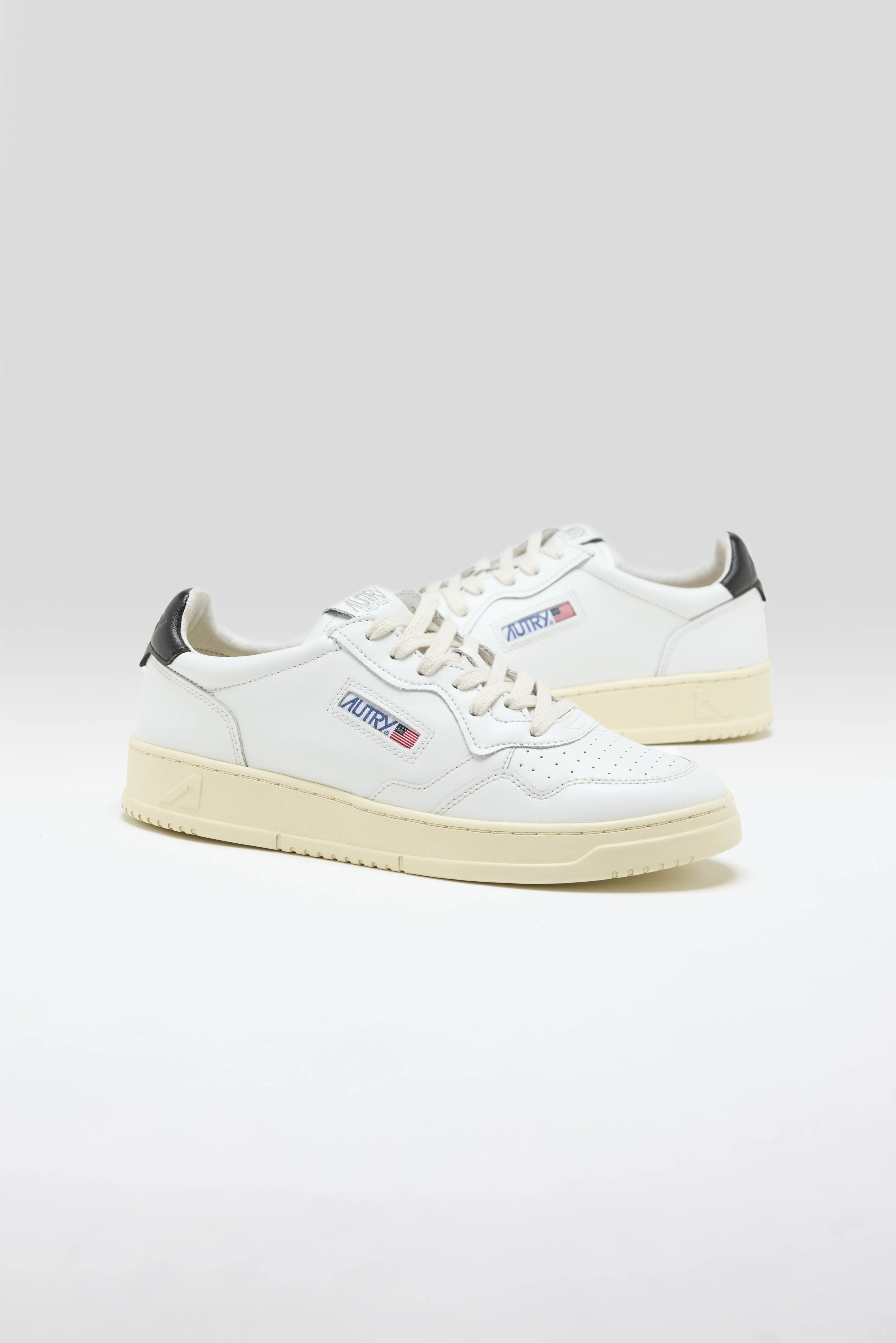 Medalist Low for Men  (251 / M / BLACK) - Image 3