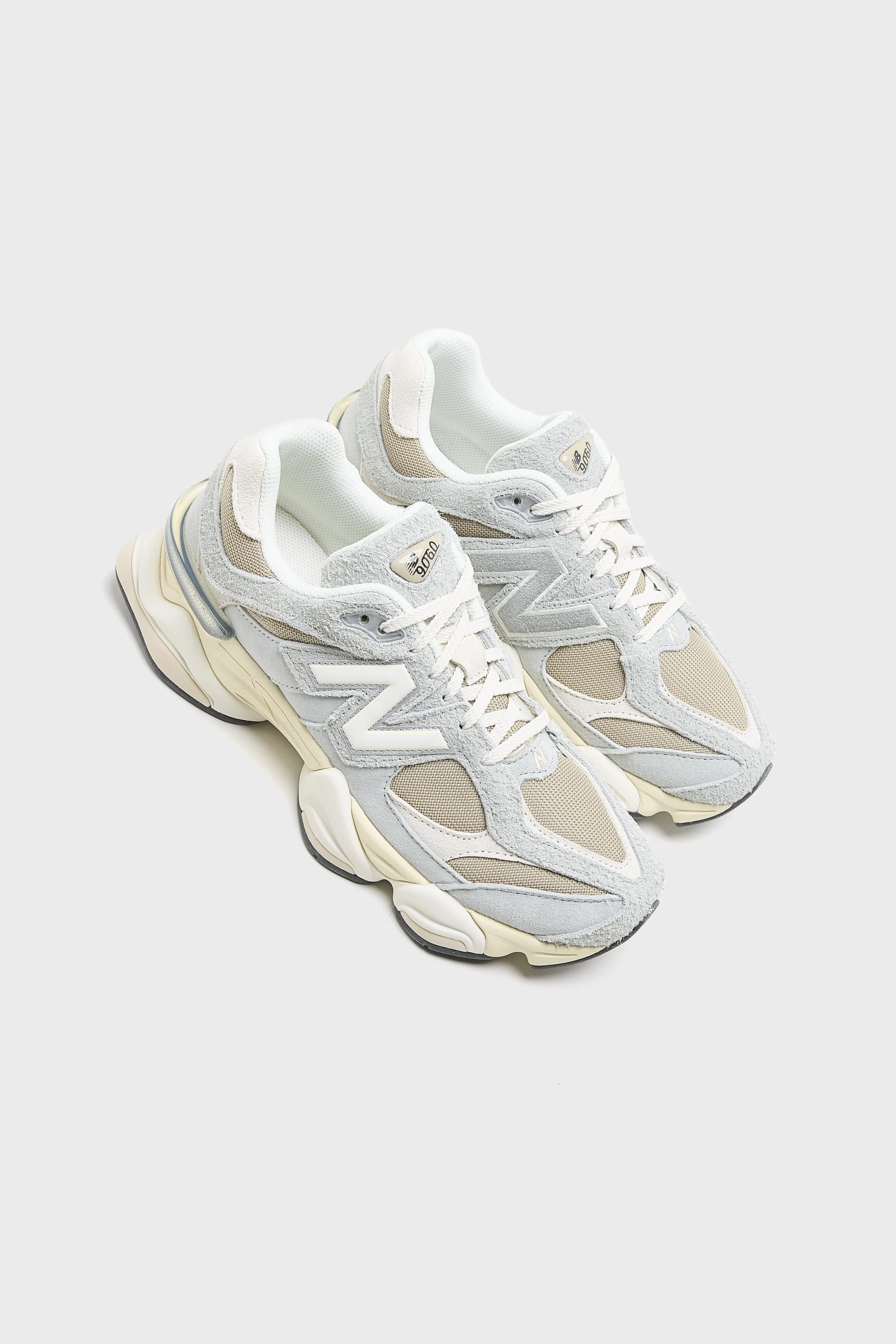 9060 for Men  (261 / M / GREY) - Image 7