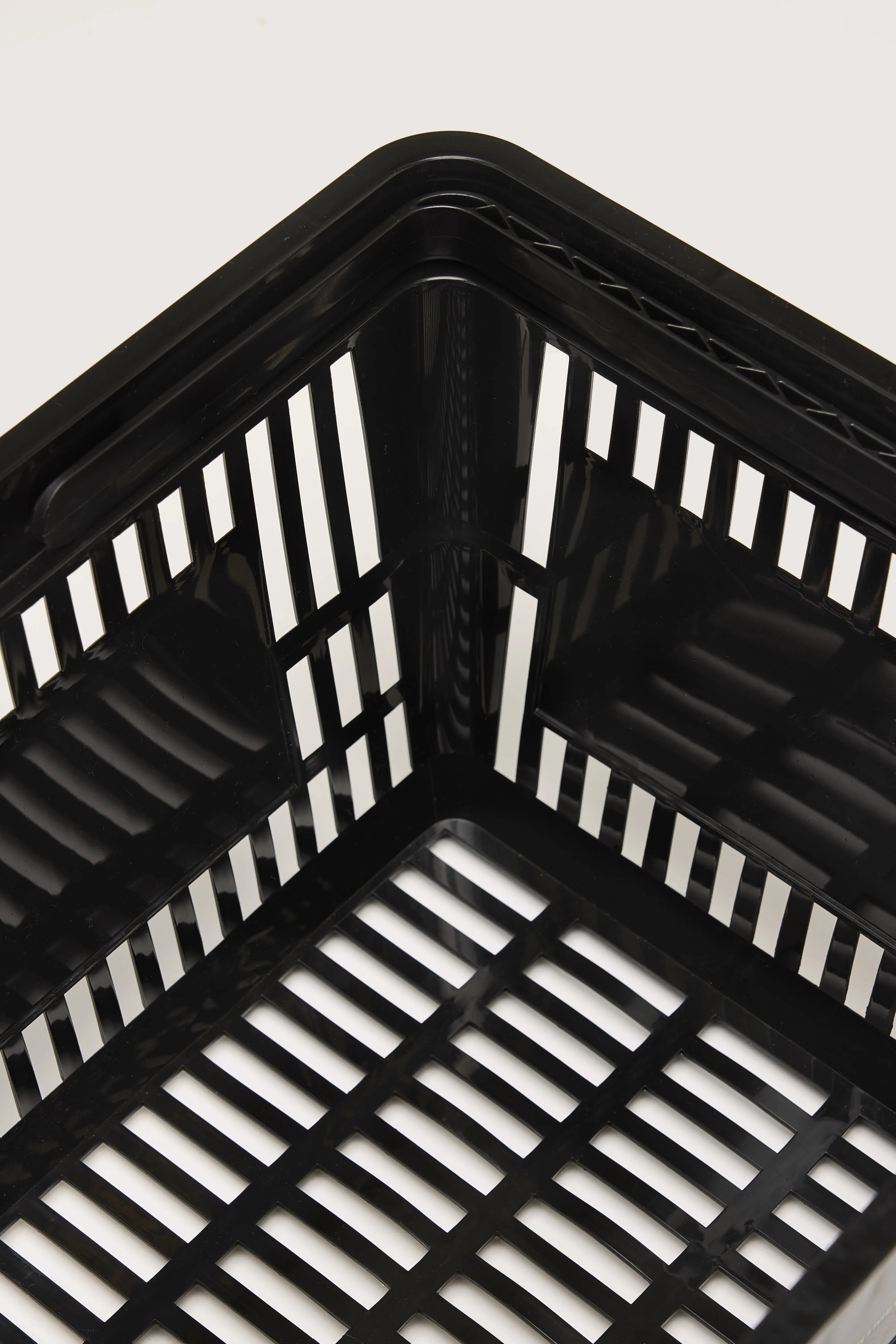 Object N.06 (242 / U / BLACK) - Image 5