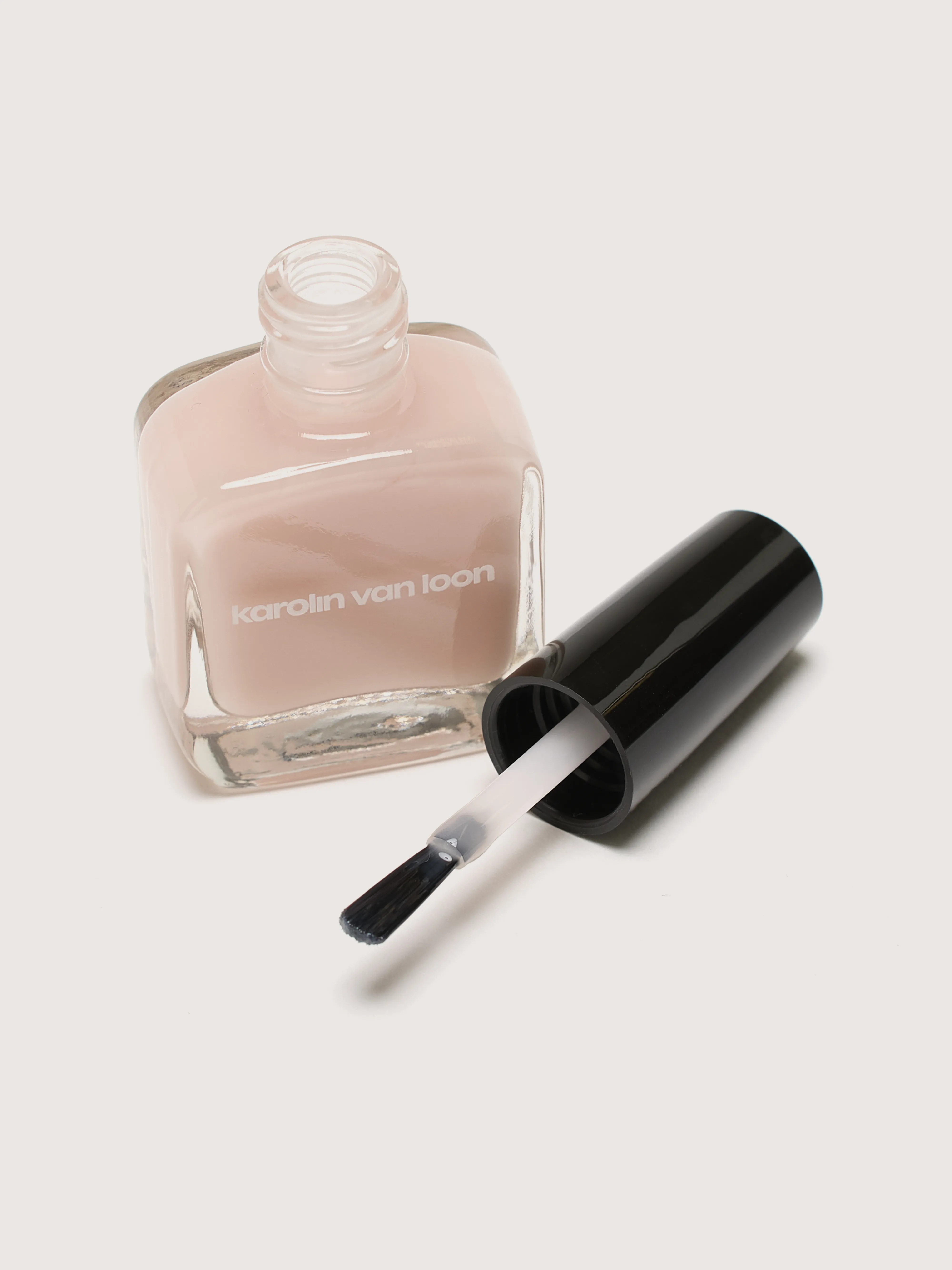 26 La Premiere Vegan Base Coat (242 / W / WHITE) - Image 3