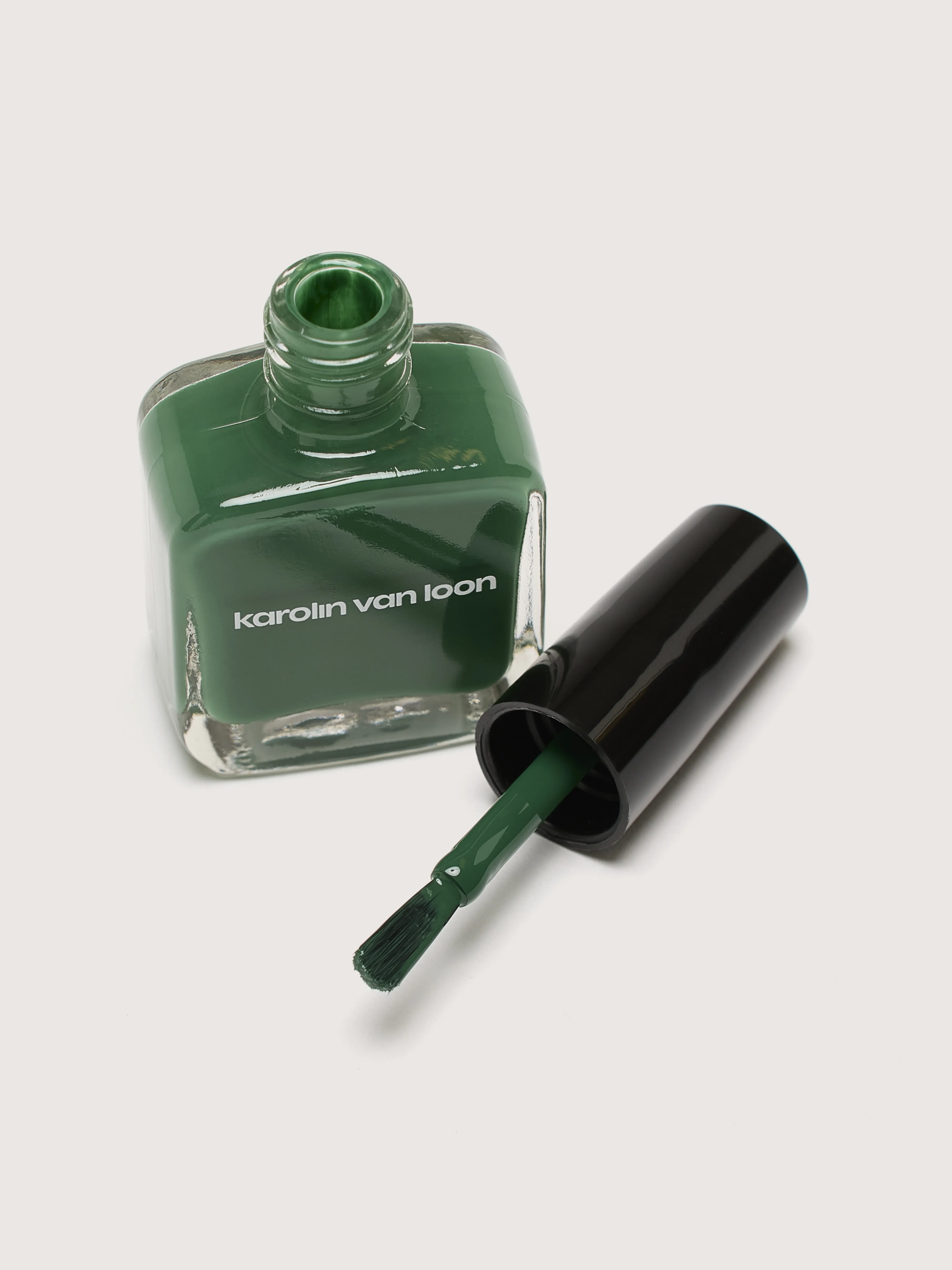 32 Suede Verte Nail Polish (242 / W / GREEN) - Image 3