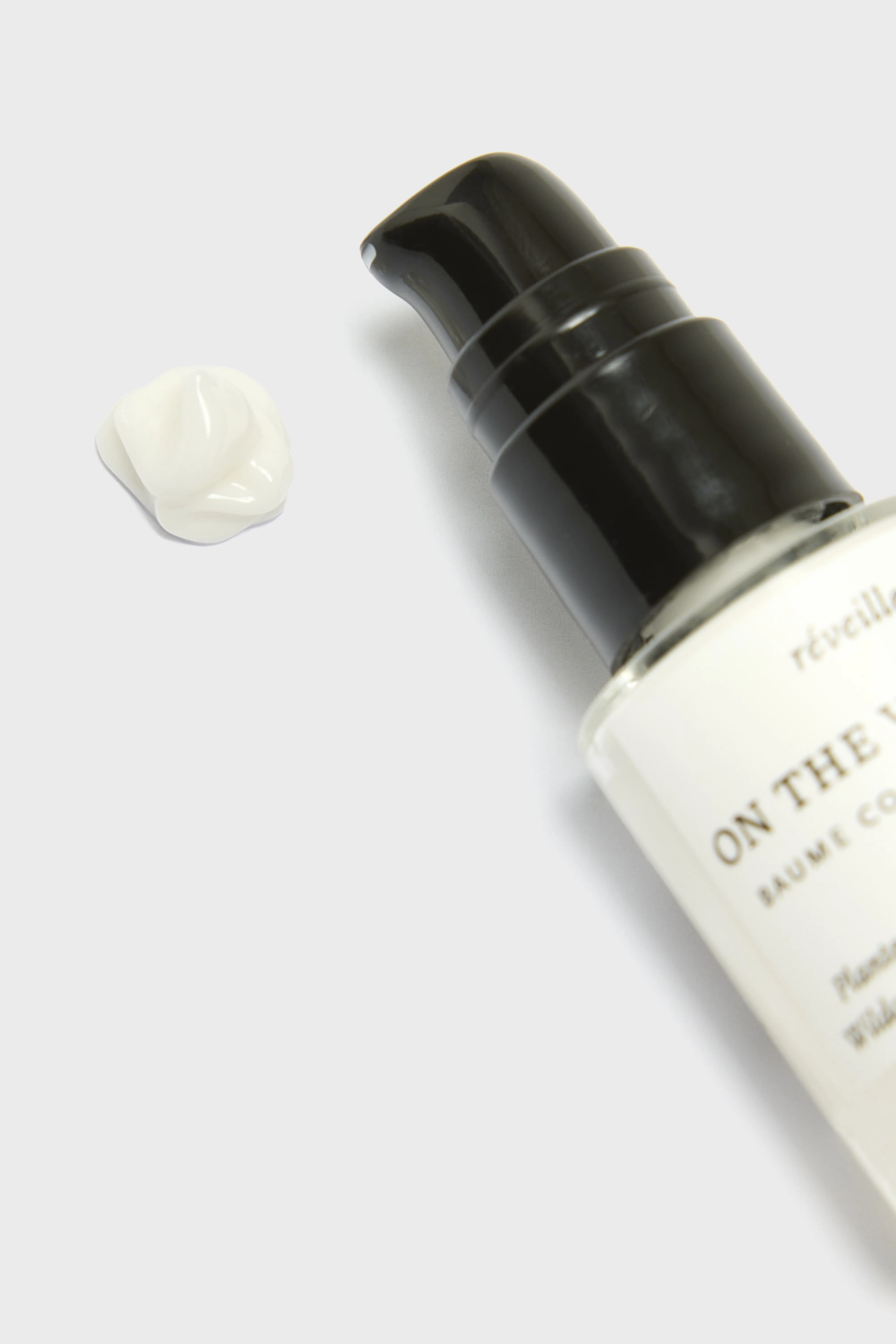 Contouring Eye Balm  (251 / W / WHITE) - Image 3