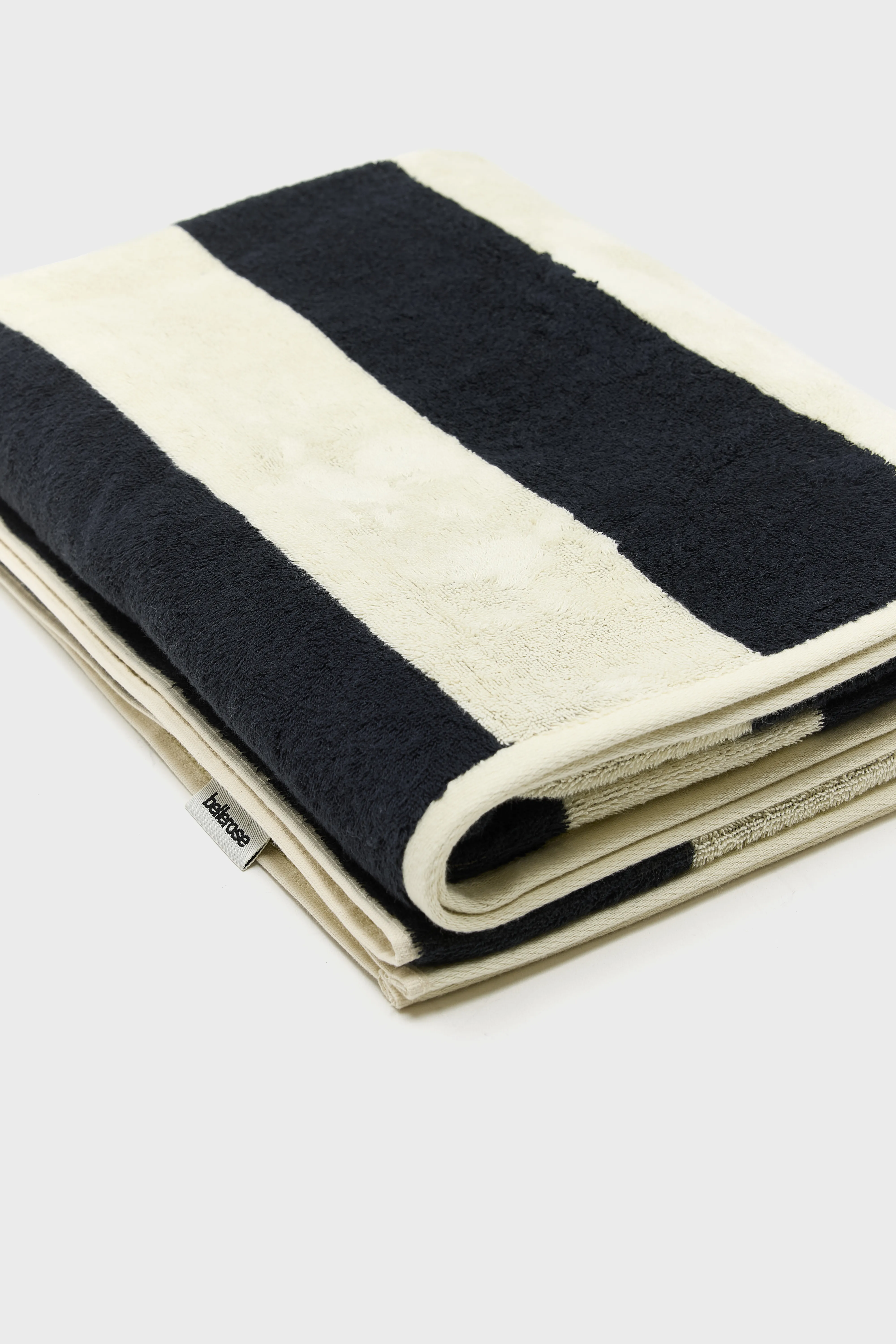 Object N.08 (251 / W / STRIPE H) - Image 3