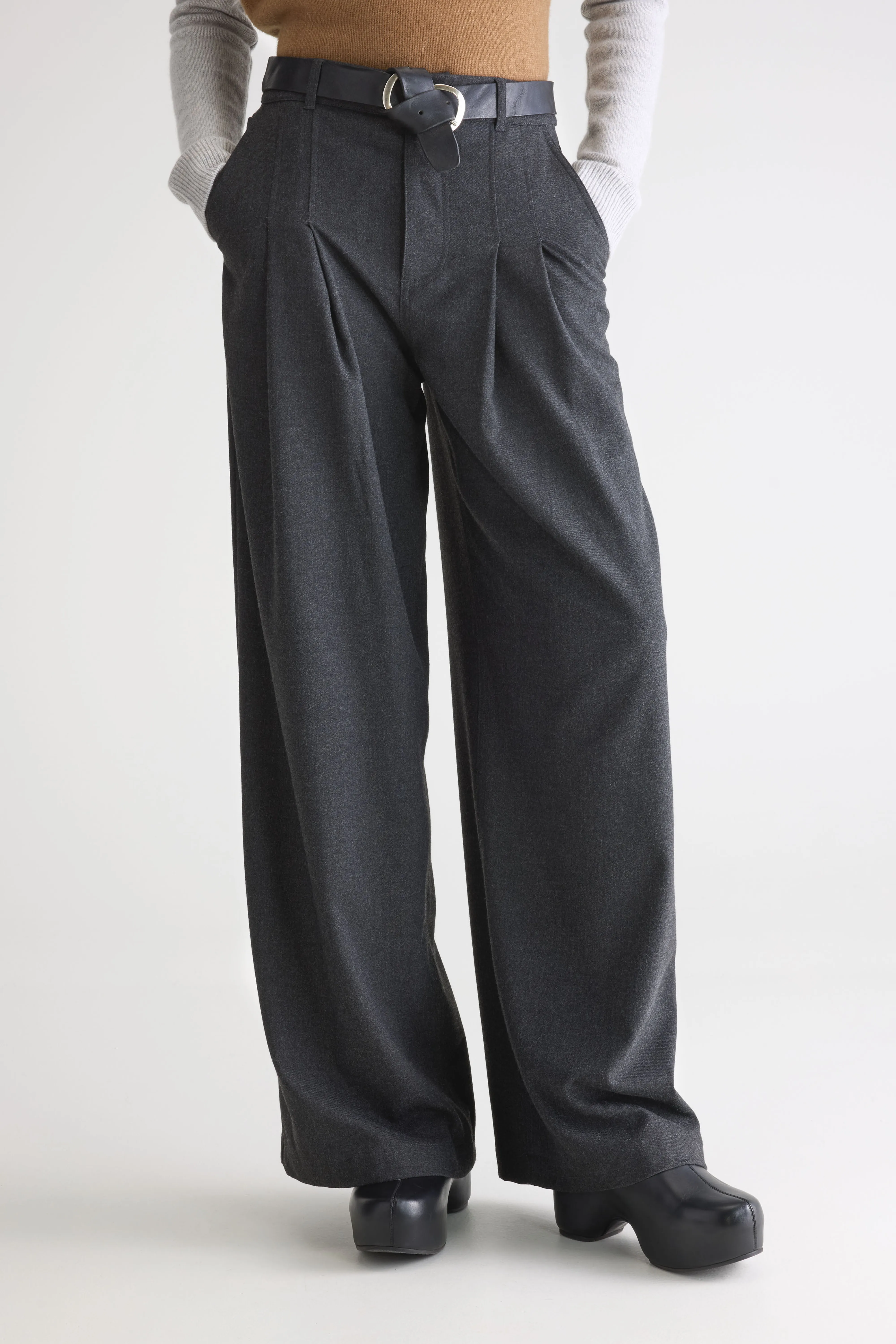 Sixtine tailored trousers (252 / W / ANTHRACITE) - Image 3