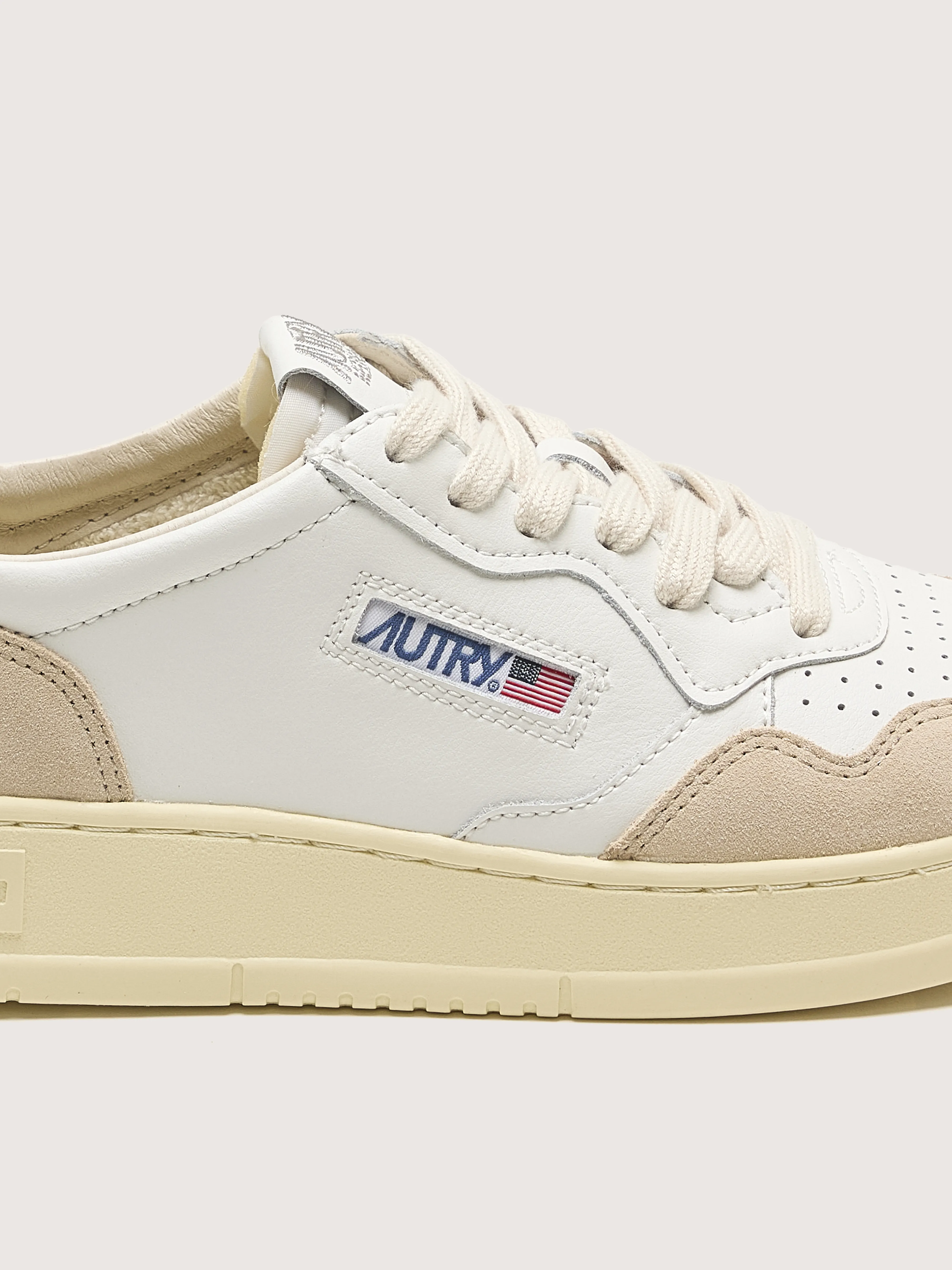 Medalist Low for Women (251 / W / GOLD) - Image 5