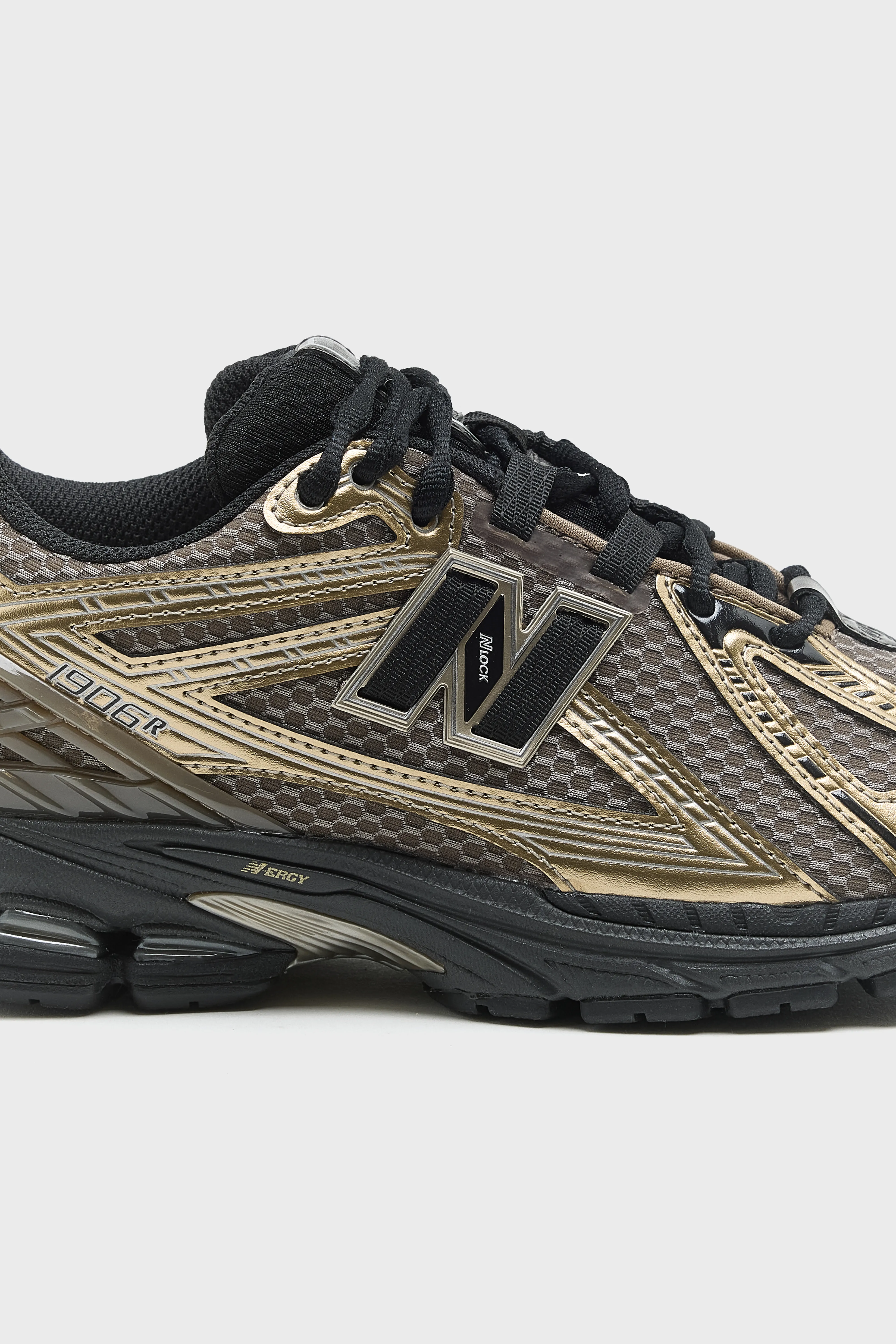 1906R for Women   (252 / W / BROWN) - Image 6