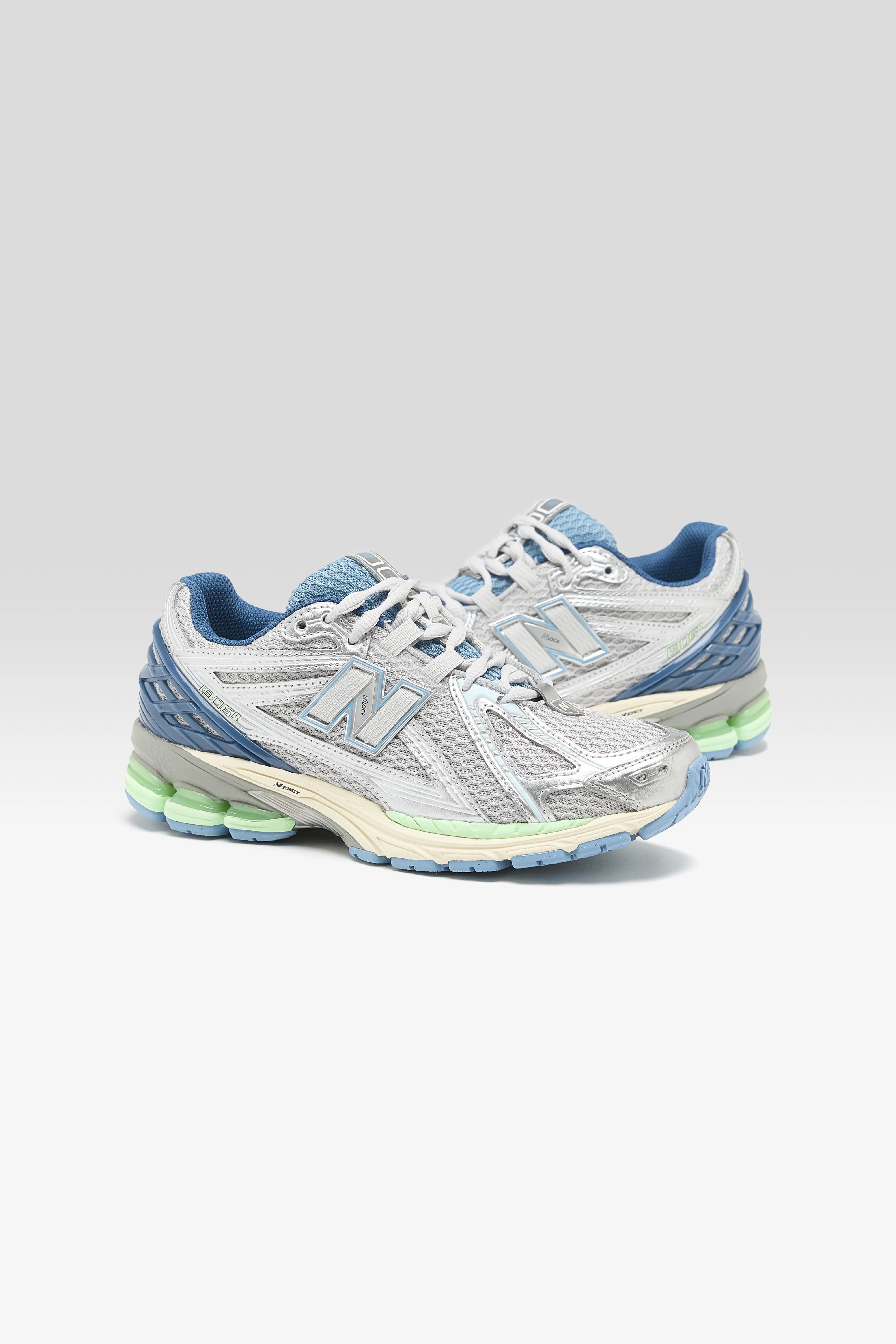 1906R for Women  (252 / W / SILVER) - Image 3