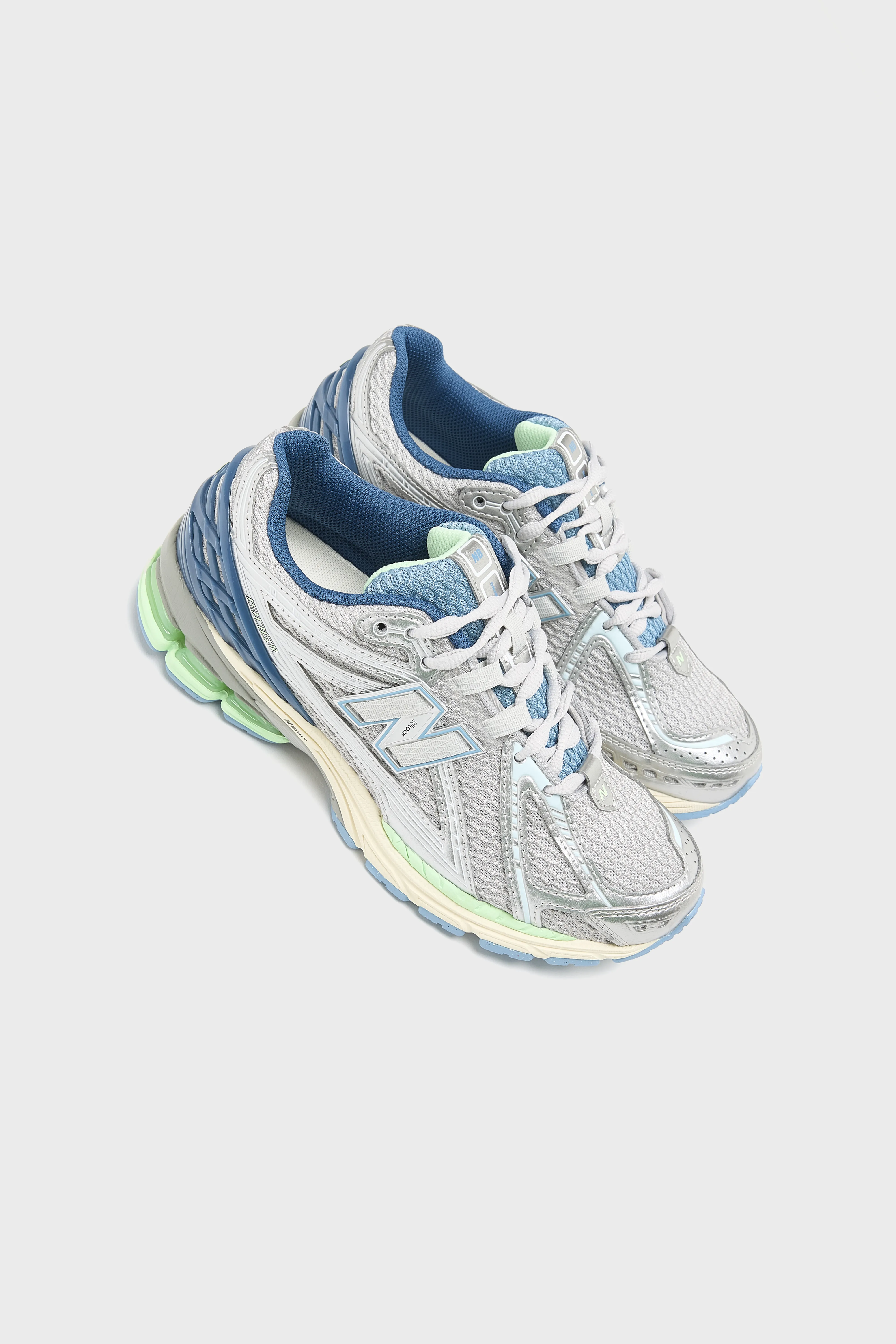 1906R for Women  (252 / W / SILVER) - Image 7