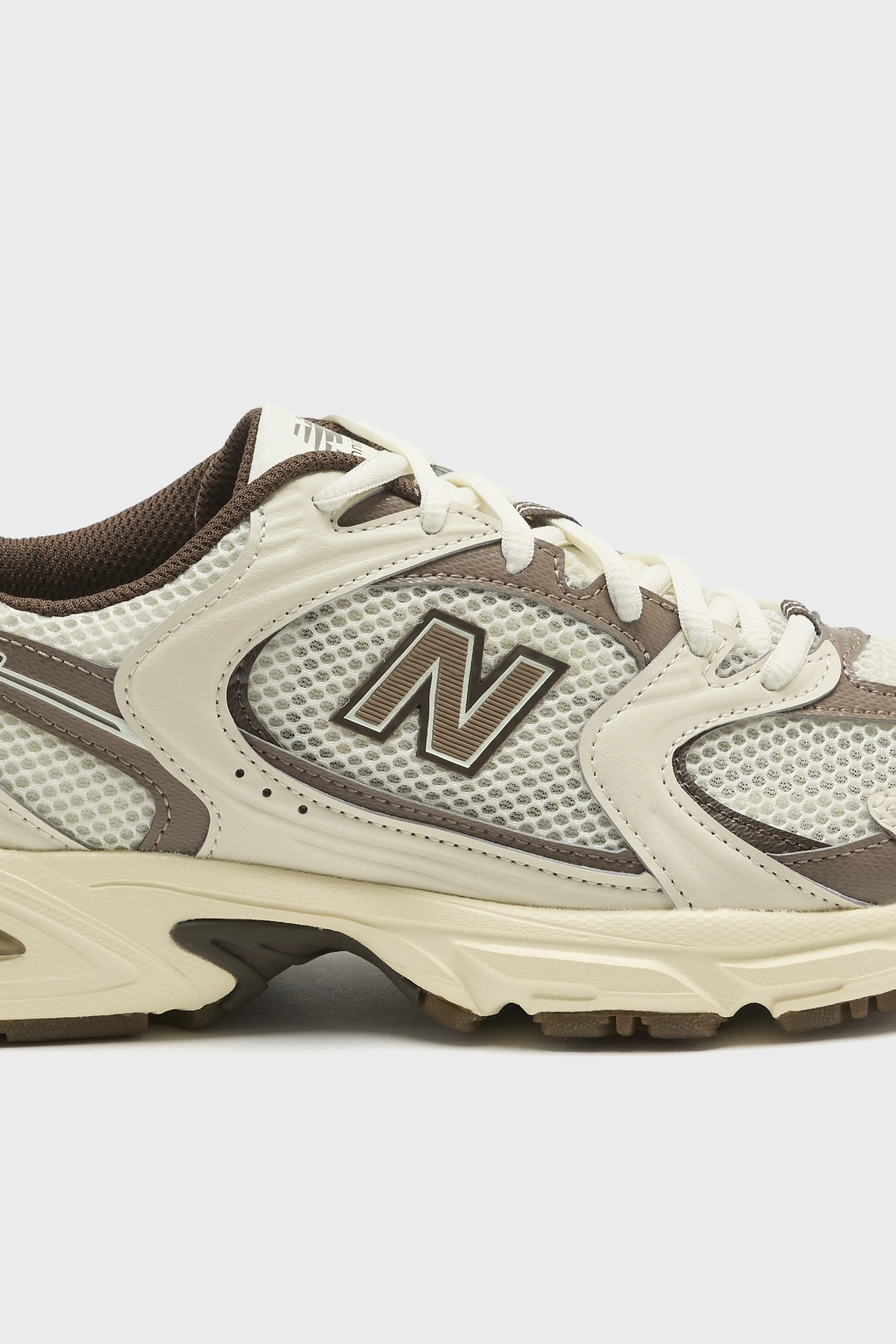 530 for Women  (261 / W / BEIGE) - Image 5